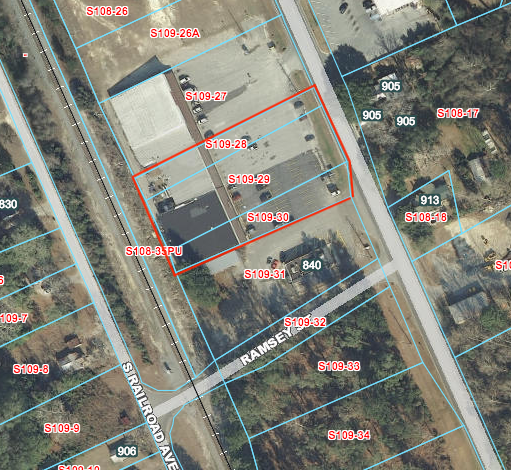 Commercial real estate investment strip center, Savannah suburb.