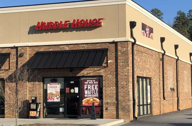Gainesville GA Huddle House Franchise Restaurant for Sale – 2021 Net Profit $128,000 – Fully Staffed – Short Hours