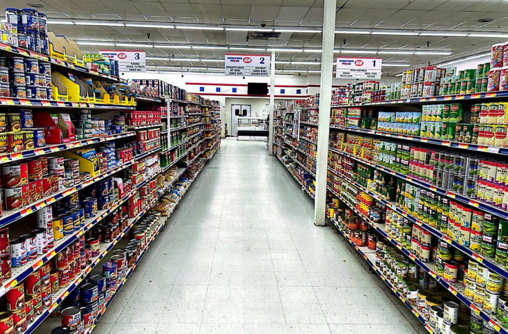 E2 Visa Qualified! Grocery Store and Strip Mall with Property! E2 Visa Qualified! Grocery Store and Strip Mall with Property!