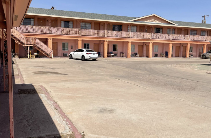 Price Reduced! Independent Motel with Property in Holbrook, AZ! Price Reduced! Independent Motel with Property in Holbrook, AZ!
