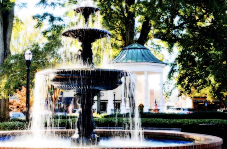 Marietta GA Historic Downtown Square Restaurant & Bar for Sale w/Production Kitchen & Apartment – Keep or Convert