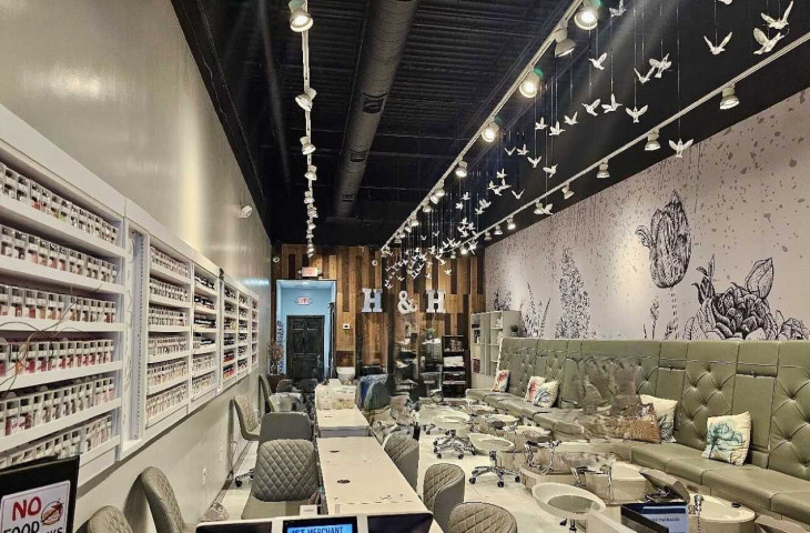 Profitable and Luxurious Nail Salon in Dunwoody Profitable and Luxurious Nail Salon in Dunwoody